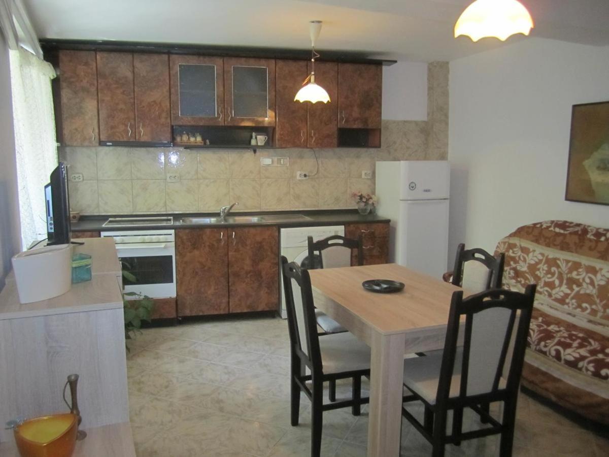 וארנה Summer House מראה חיצוני תמונה