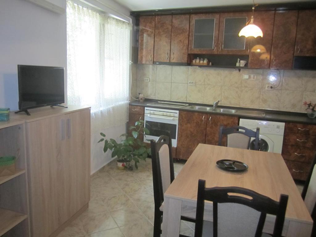 וארנה Summer House מראה חיצוני תמונה